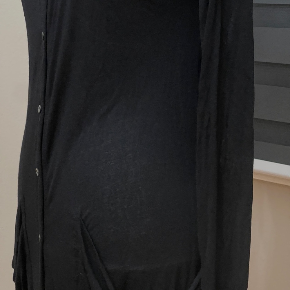 Chic Black Button-Up Tunic - Picture 3 of 7